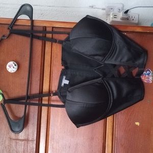 Black top, adjustable straps, zipper back